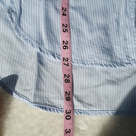 Vintage • Gap butterfly button down - Picture 9 of 11